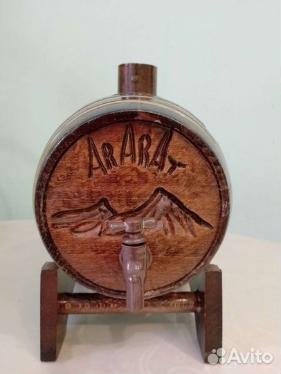 Бочонок для вина и коньяка