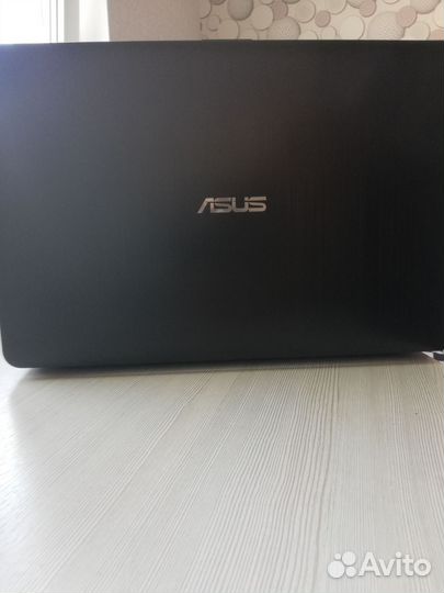 Ноутбук asus laptop