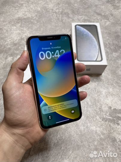 iPhone Xr, 64 ГБ