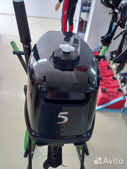 Лодочный мотор Tohatsu (Тохатсу) М 5 л.с. Б/У