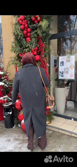 Пальто женское 46 48