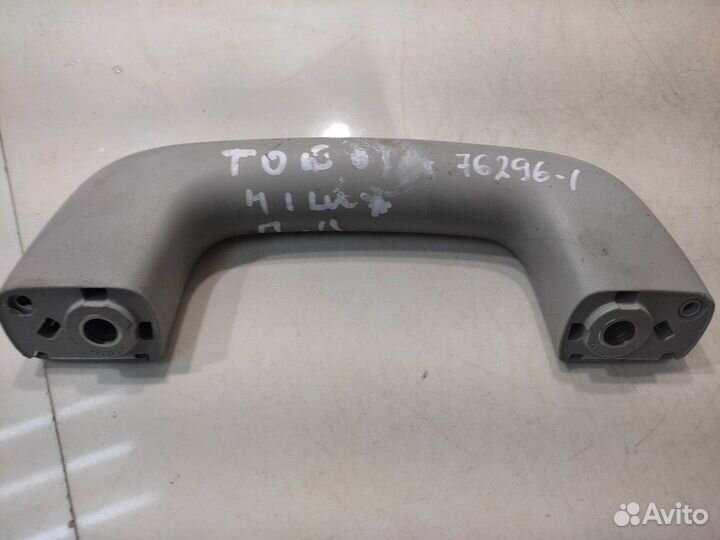 Ручка потолочная (передняя, левая) (Toyota Hilux)