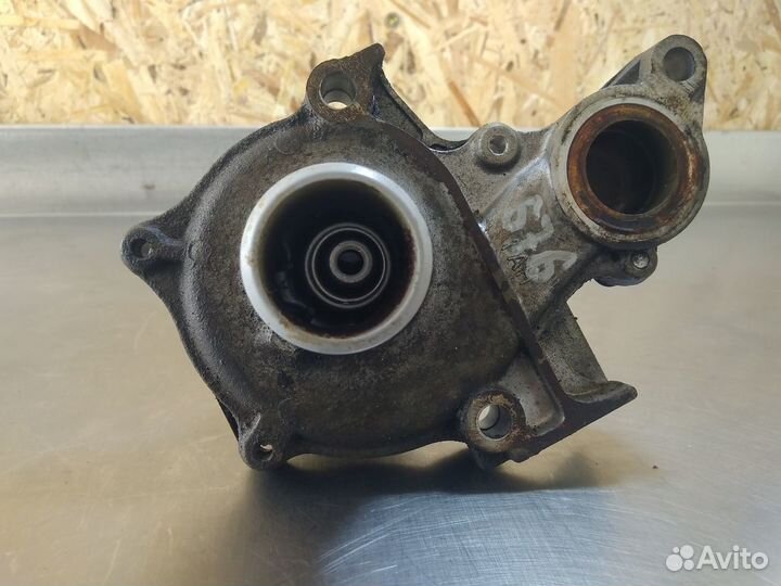 Насос водяной помпа Faw Vita