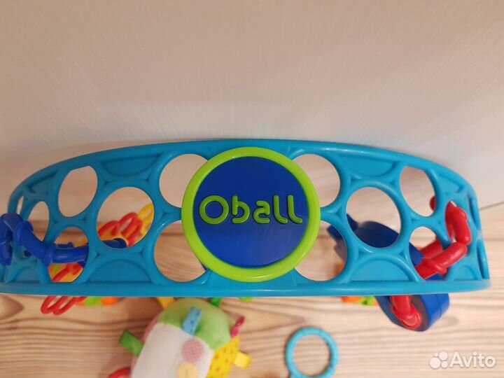 Развивающая игровая дуга и погремушки