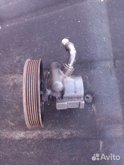 Насос гидроусилителя руля (гур) Saab 9000