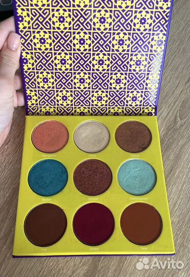 Палетка теней Juvia's Place The Saharan II