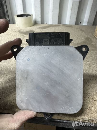 Блок управления фары Toyota Camry V70 ориг