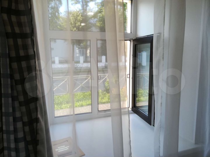 Квартира-студия, 42 м², 1/3 эт.