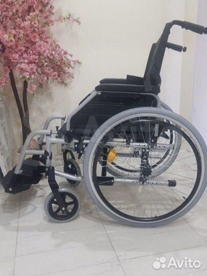 Коляска инвалидная, аренда