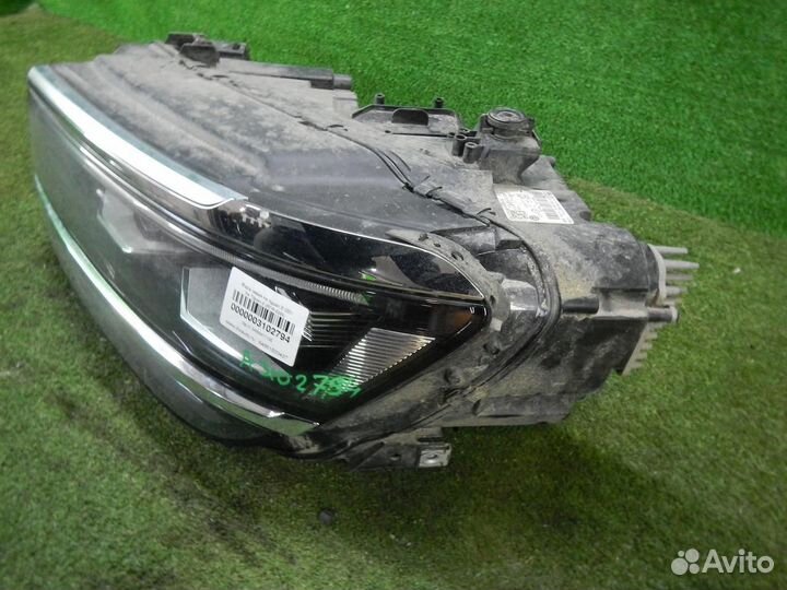 Фара левая Volkswagen Tiguan