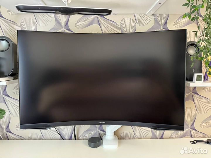 Монитор Samsung C32G54tqwi Black 144Hz 2560x1440