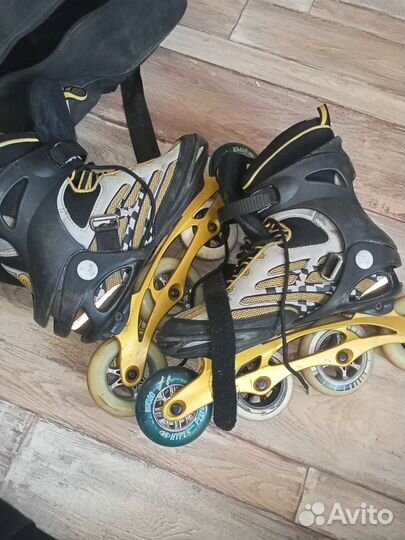 Роликовые коньки moto extreme107014
