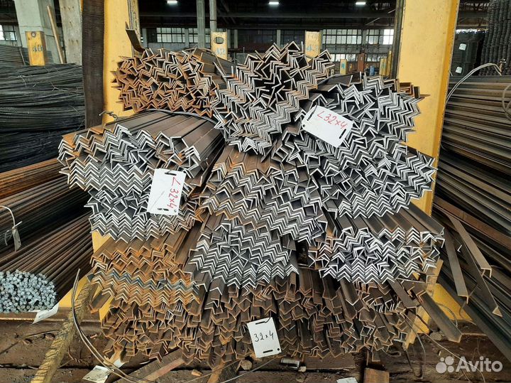 Уголок стальной