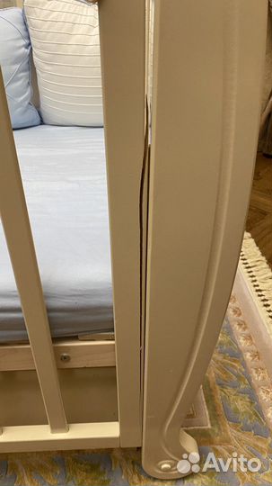 Детская кроватка