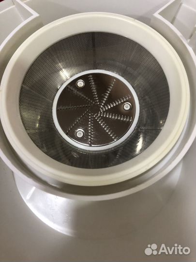 Соковыжималка Polaris