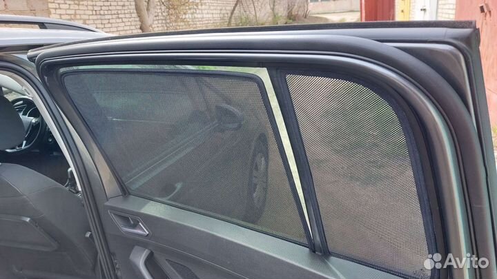 Каркасные шторки Touran