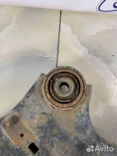 Рычаг передней подвески передний левый Ford Mondeo