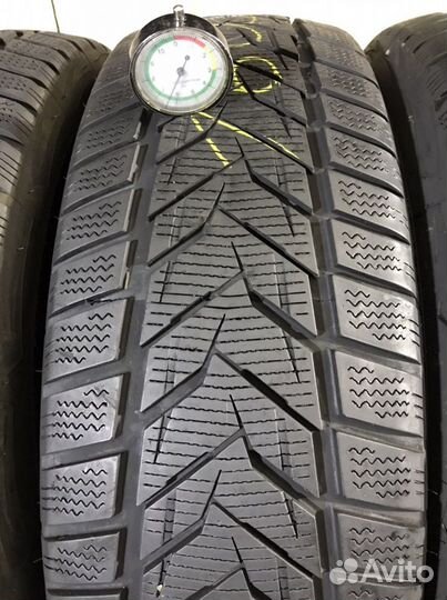 Vredestein Wintrac Xtreme S 215/70 R16 100H