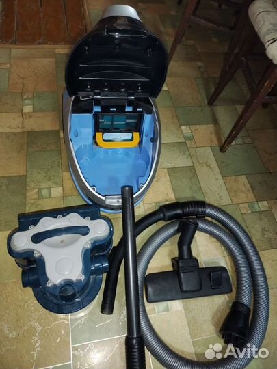 Пылесос Samsung Aquatic