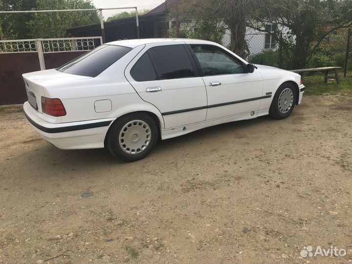 BMW 3 серия 1.8 AT, 1993, 72 000 км