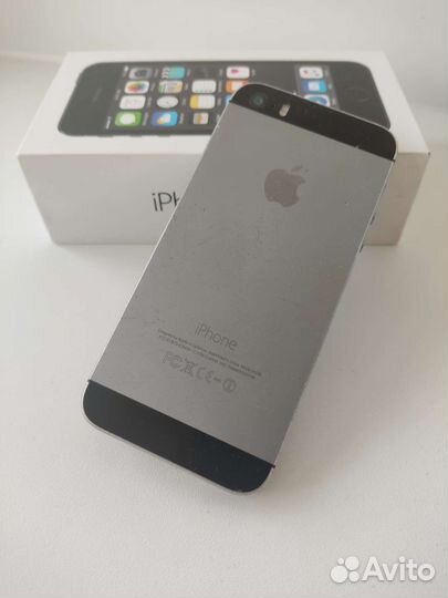 Телефон iPhone 5s