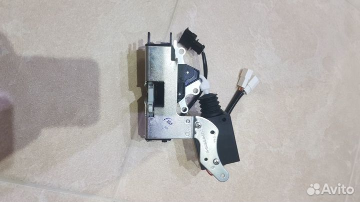 Механизм замка двери перед. левый ваз-2123 Шнива