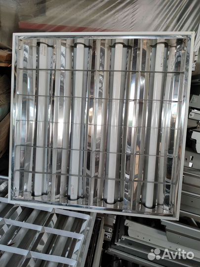 Светильник потолочный