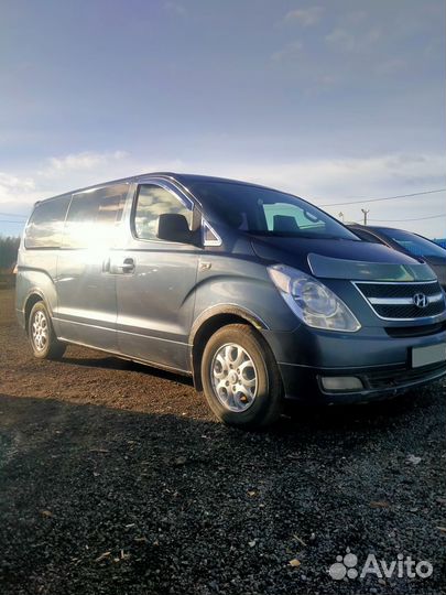 Hyundai Grand Starex 2.5 AT, 2012, 268 000 км