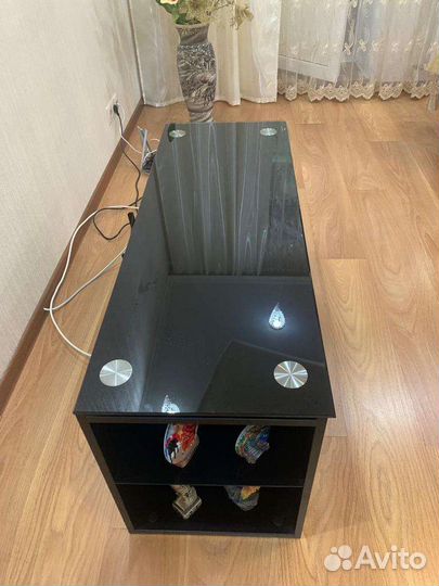 Тумба под телевизор