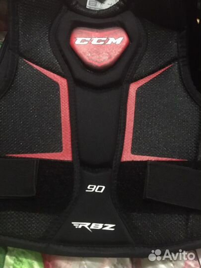Нагрудник хоккеиста CCM SR 90