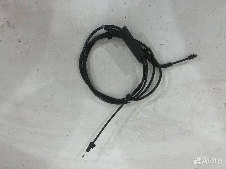 Трос открывания капота Mercedes Benz W217