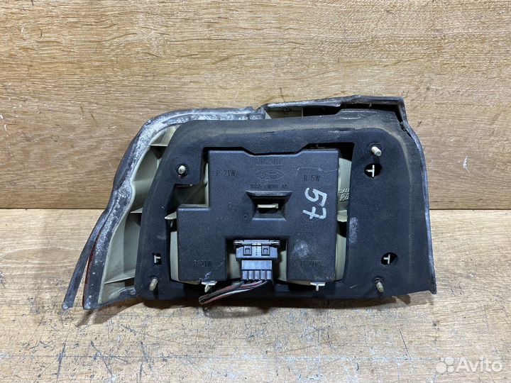 Фонарь задний правый Ford Escort 5 Арт 111350