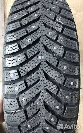 Toyo Observe Ice-Freezer SUV 215/65 R17