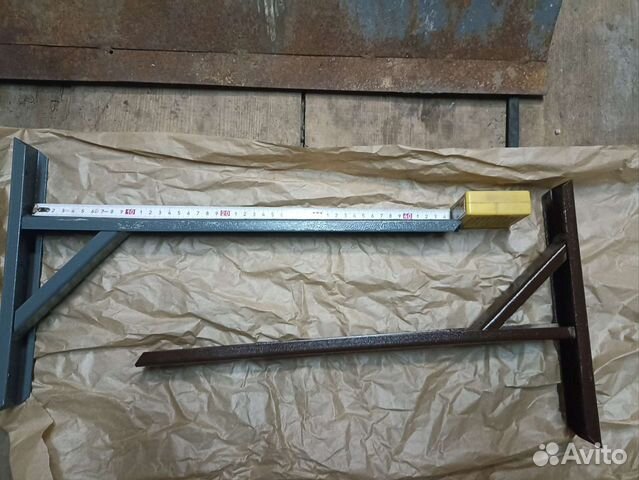 Уголки для полок