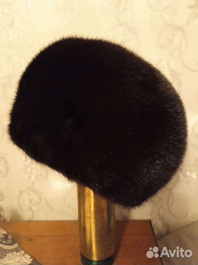 Берет женский норковый