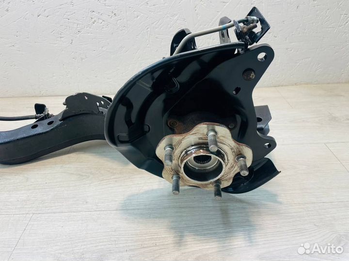 Рычаг задний левый Nissan X-trail T32 Qashqai J11