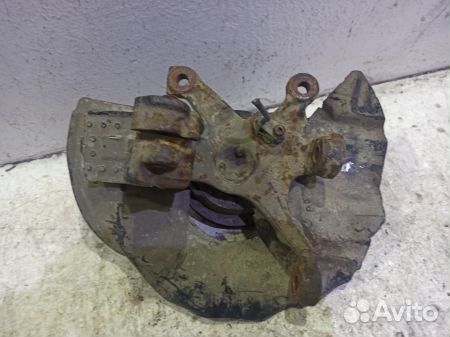 Кулак передний правый бмв