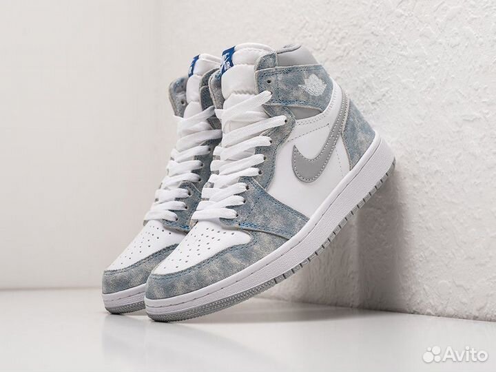 Кеды Air Jordan 1 High OG «Hyper Royal»