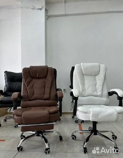 Кресло офисное руководителя с массажем