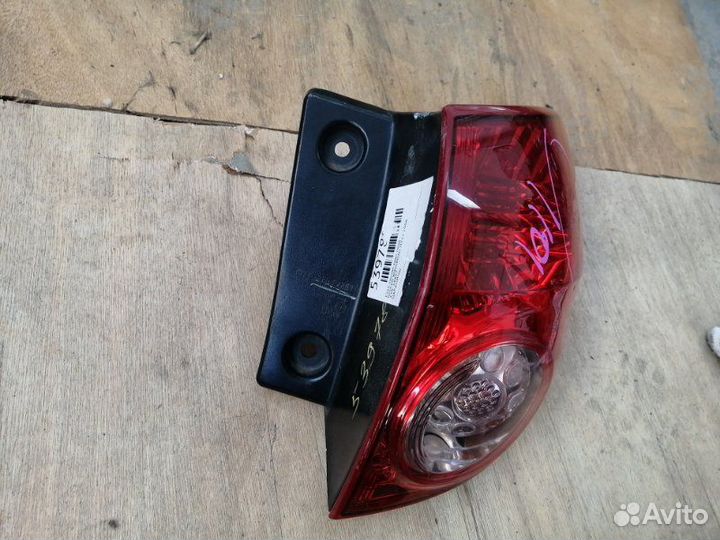 Стоп-сигнал задний правый Nissan Wingroad Y12