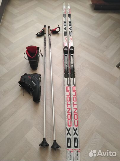 Лыжные ботинки