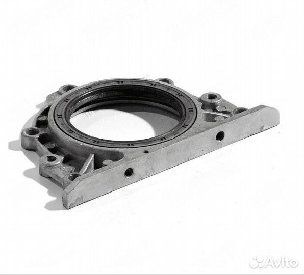 Задняя крышка двигателя 4Y