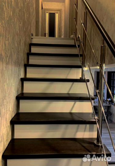 Лестница забежная под ключ