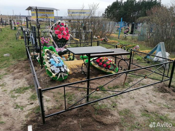 Установка памятников, оград, благоустройство могил