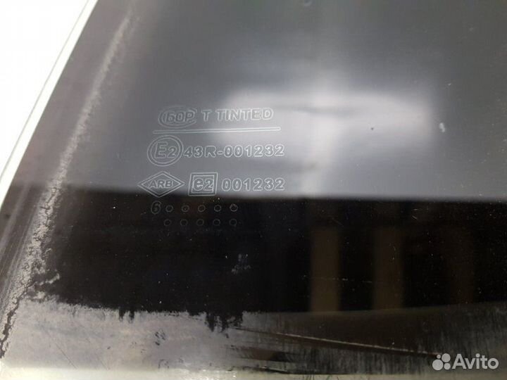 Стекло заднее левое Renault Logan 1 2005-2014