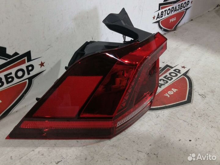 Фонарь внешний левый LED Volkswagen Tiguan 2 17-22