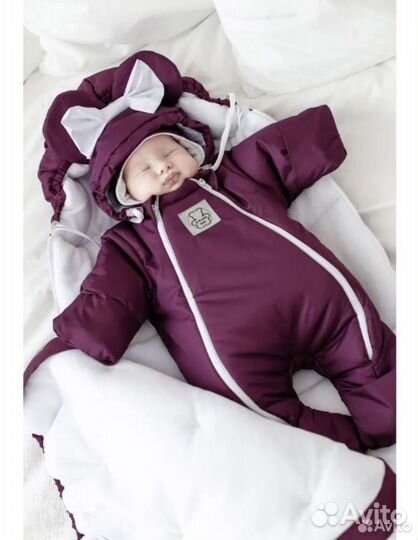 Комбинезом на выписку