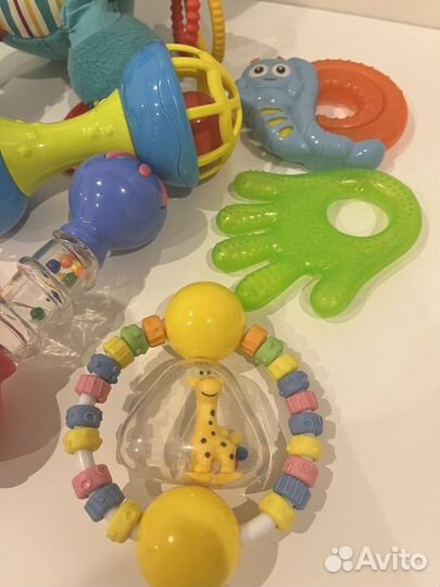 Игрушки пакетом для малышей