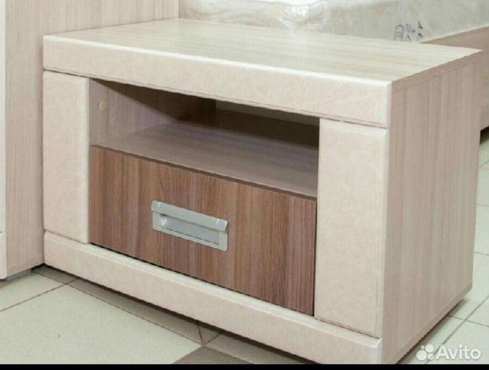 Тумба прикроватная