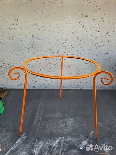 Подставка для цветов, кустов